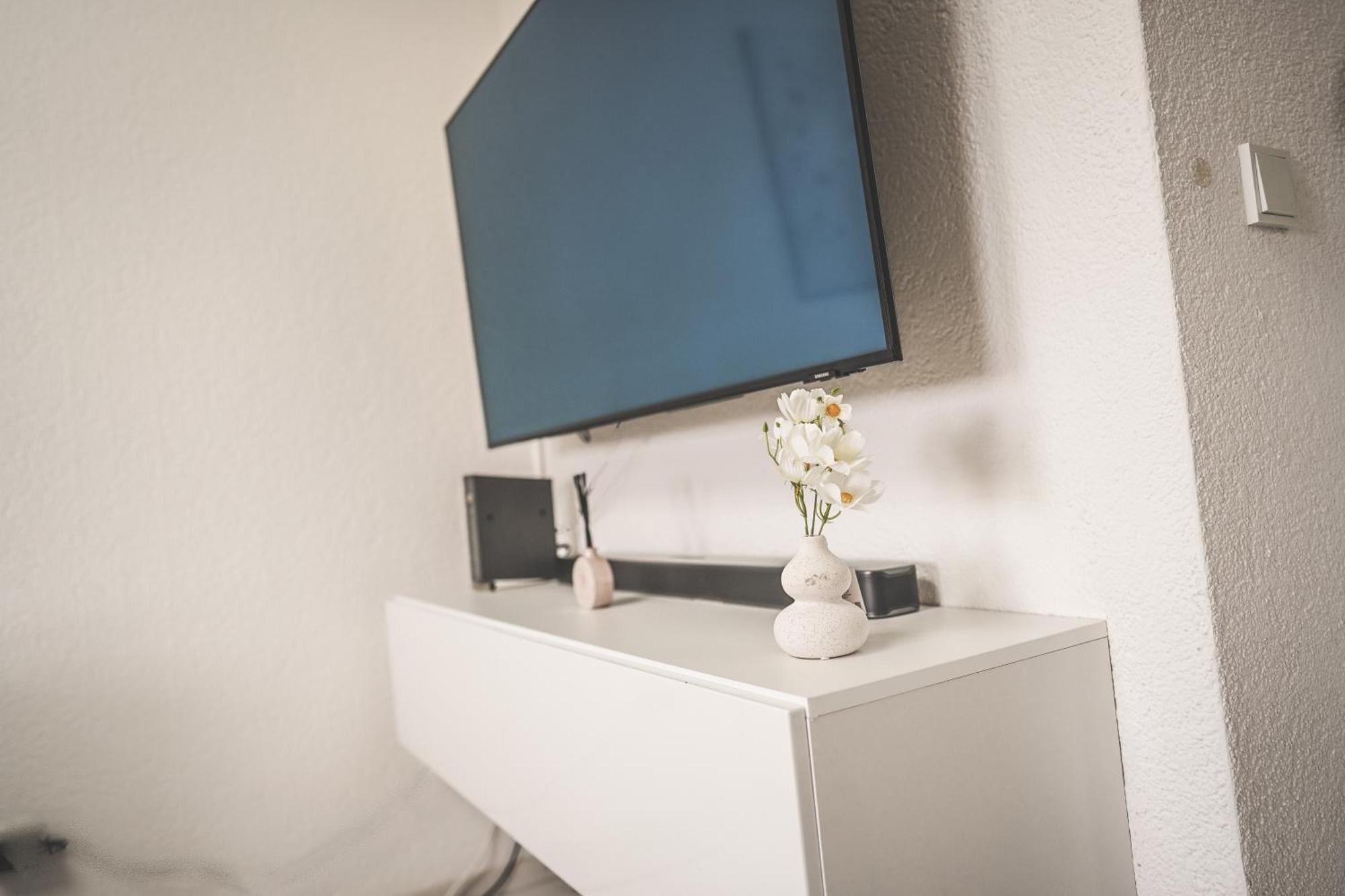 Luxus Maisonette Wohnung Am See, Wehome Premium Sankt Leon-Rot Eksteriør billede